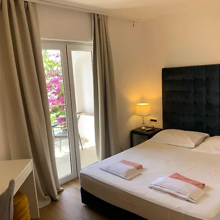 Gargamelo 게스트하우스