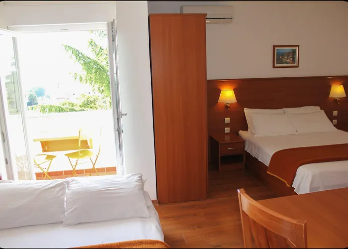 Gargamelo 게스트하우스