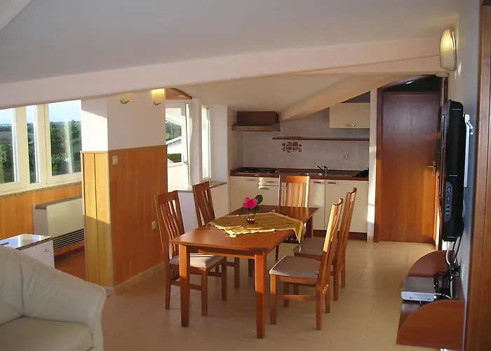 Gargamelo 게스트하우스 포레치