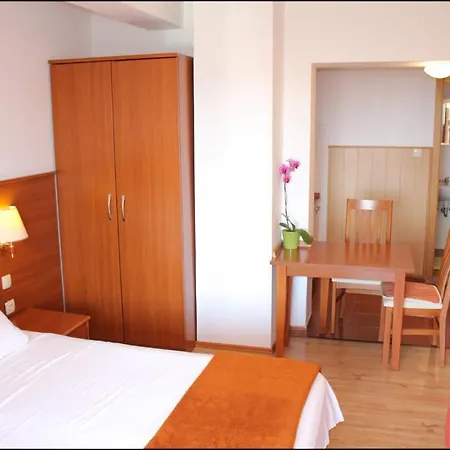 Guest house Gargamelo 3*