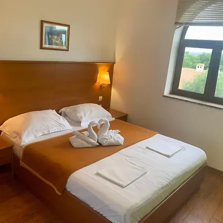 Guest house Gargamelo 3*