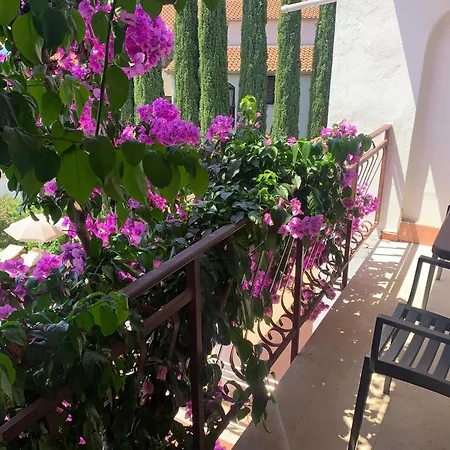 Gargamelo Pensionat 3*