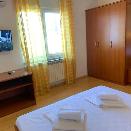 Gargamelo Guest house