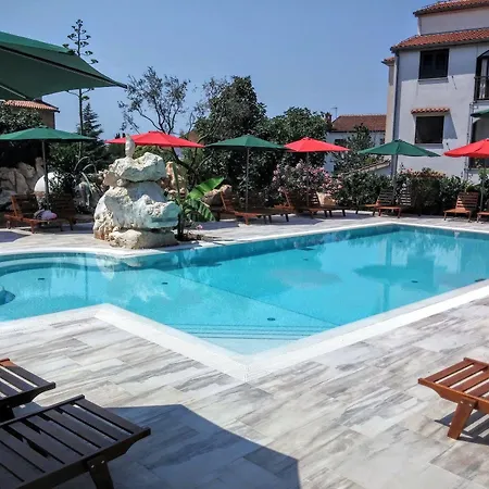 Guest house Gargamelo 3*