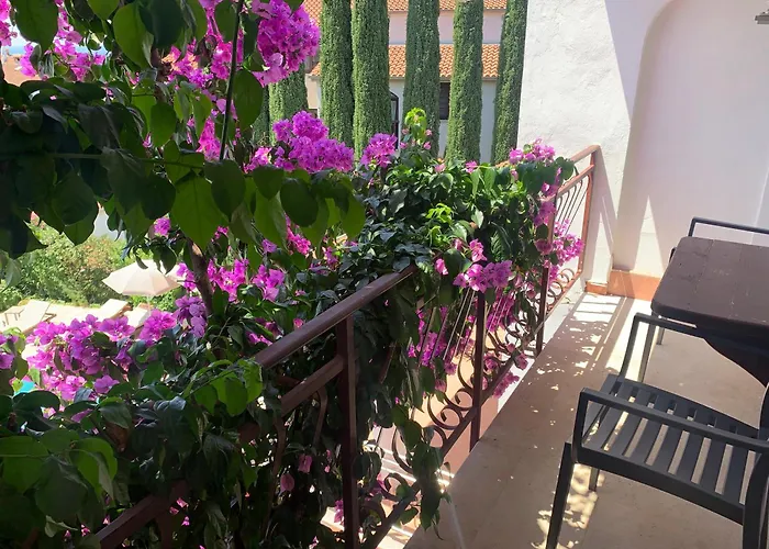 Gargamelo Pensionat 3*