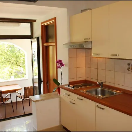 Gargamelo ゲストハウス ポレッチ