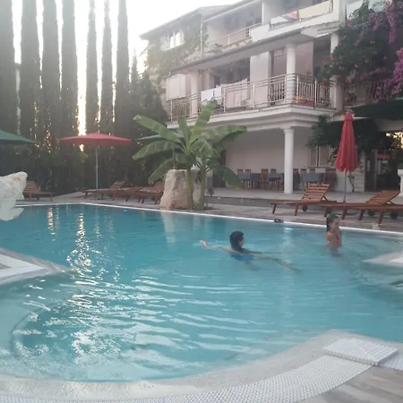 Gargamelo 3* ポレッチ